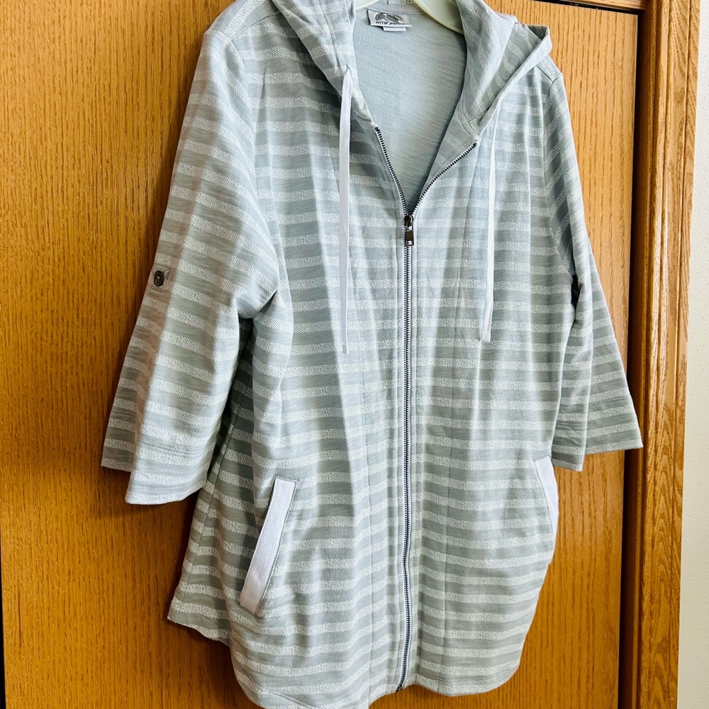 NEW Casual Striped Zip-Up Hoodie, XL, 3/4 Length Sleeves with Rollup Option